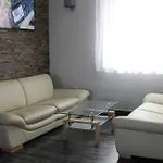 Bowten 3* Secovce