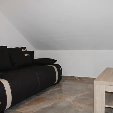 Bowten Guest house 3*